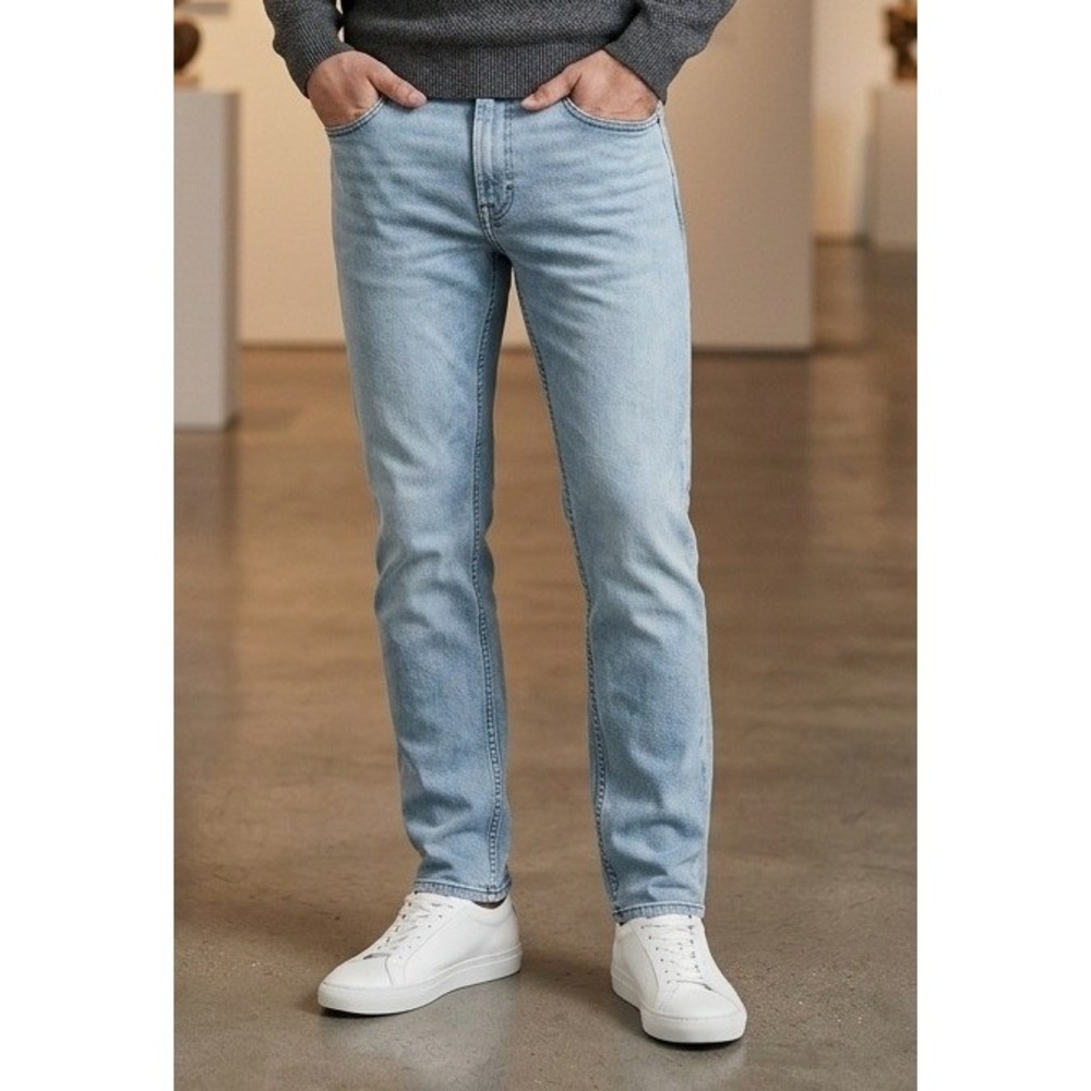 Levi's 511 Slim Fit Denim Jeans Men's 33x32 Light Wash Blue Stretch 04511-2337